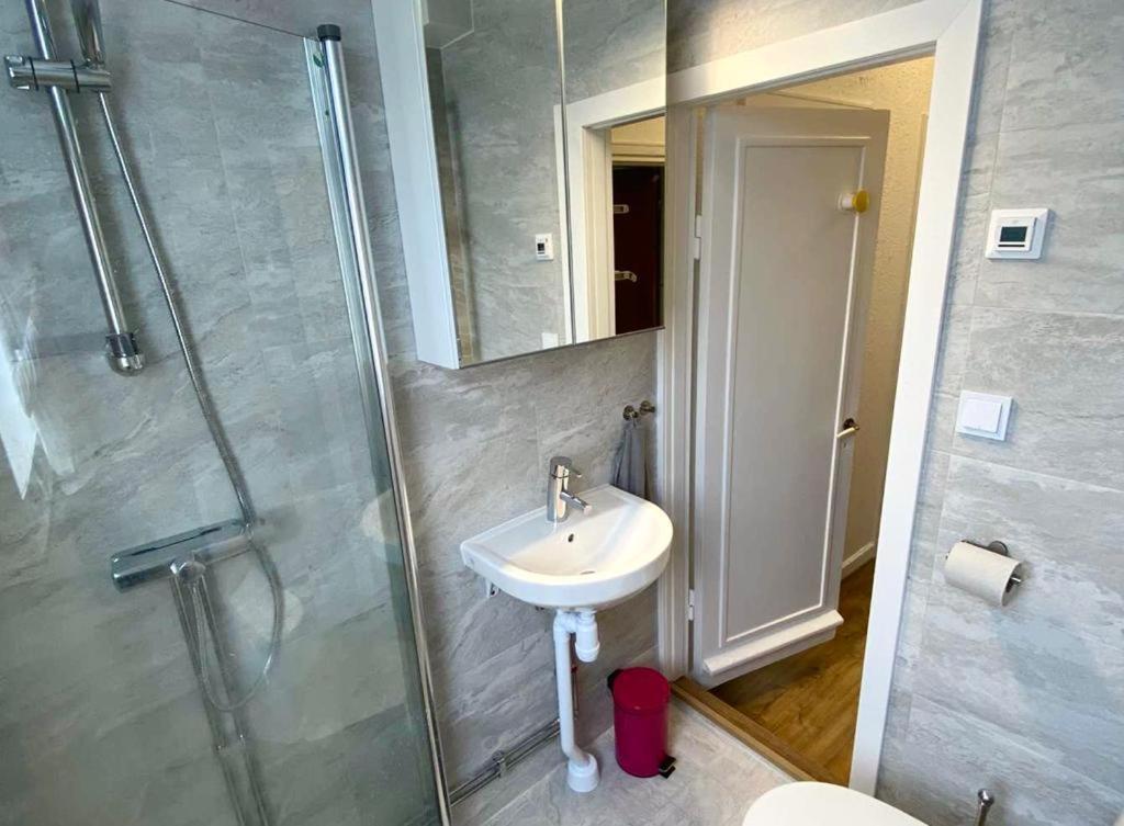 Stockholm Apartment Hammarbyhojden Exterior photo